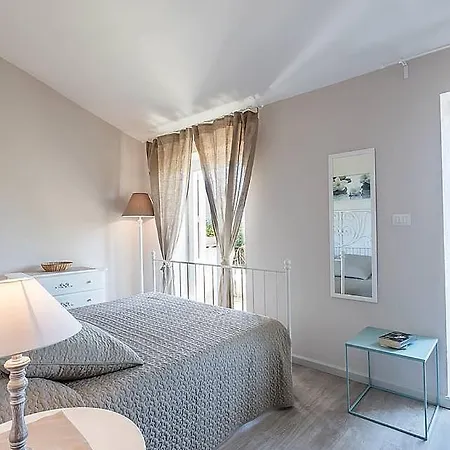 Apartmán In Sleeps 4 With Air Con *
